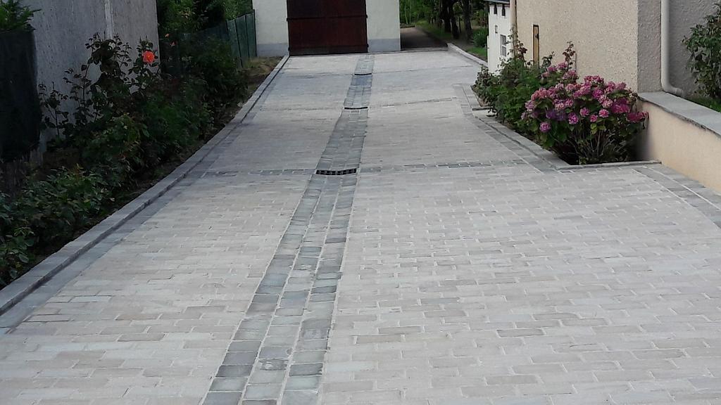 Allée pavée